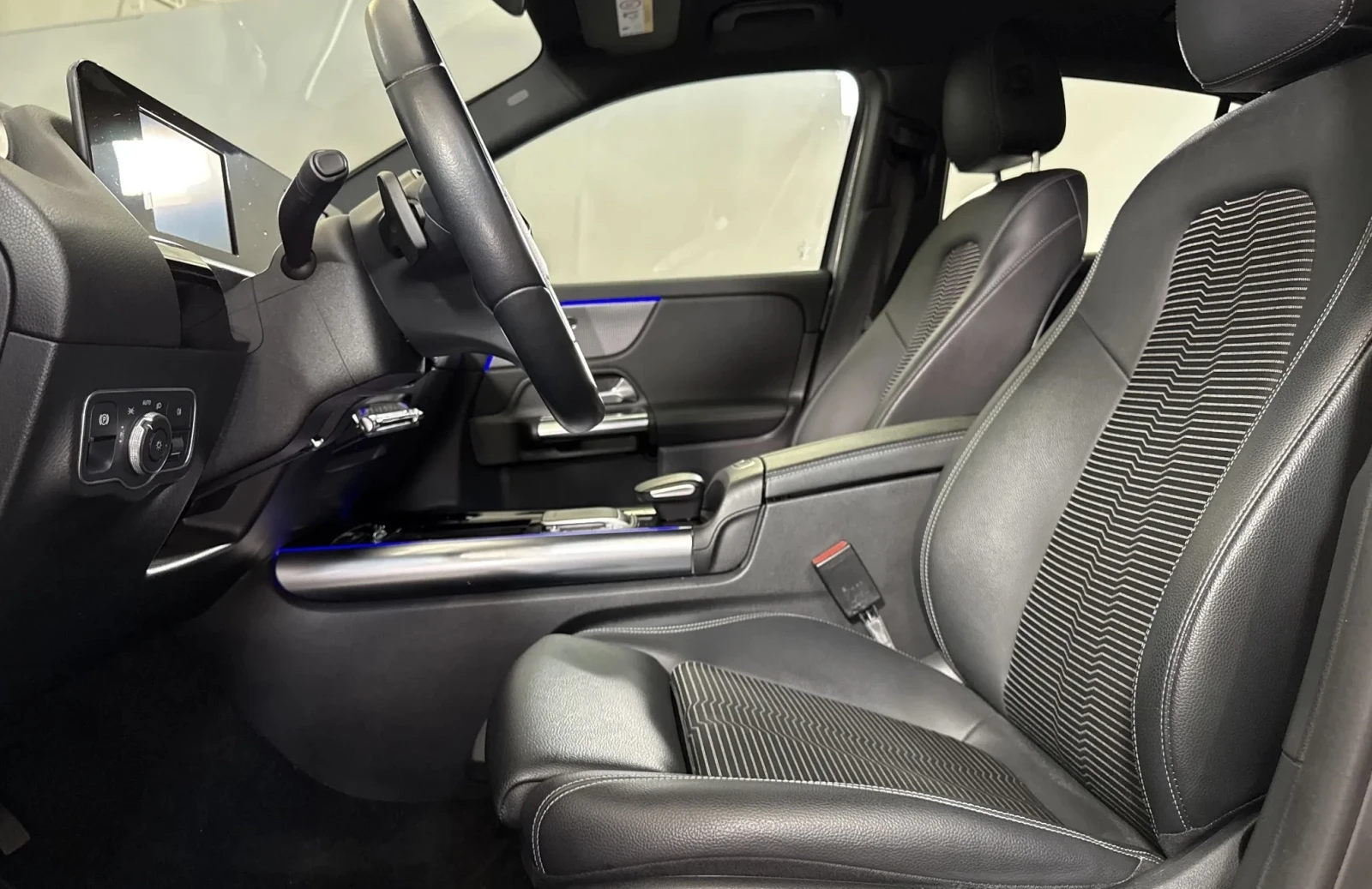 Mercedes-Benz EQA 250 12.2021г  70000км, снимка 8 - Автомобили и джипове - 55401120