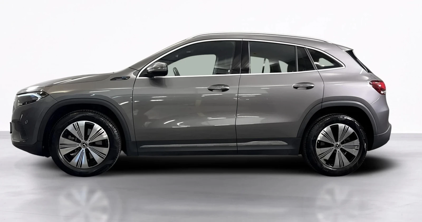 Mercedes-Benz EQA 250 12.2021г  70000км, снимка 6 - Автомобили и джипове - 55401120