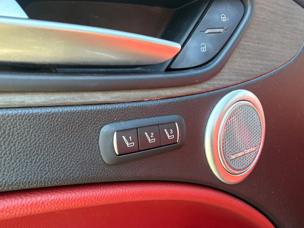 Alfa Romeo Stelvio Ti AWD * DIS * ПОДГРЕВ * ПАНО * H KARDON, снимка 12 - Автомобили и джипове - 56098809