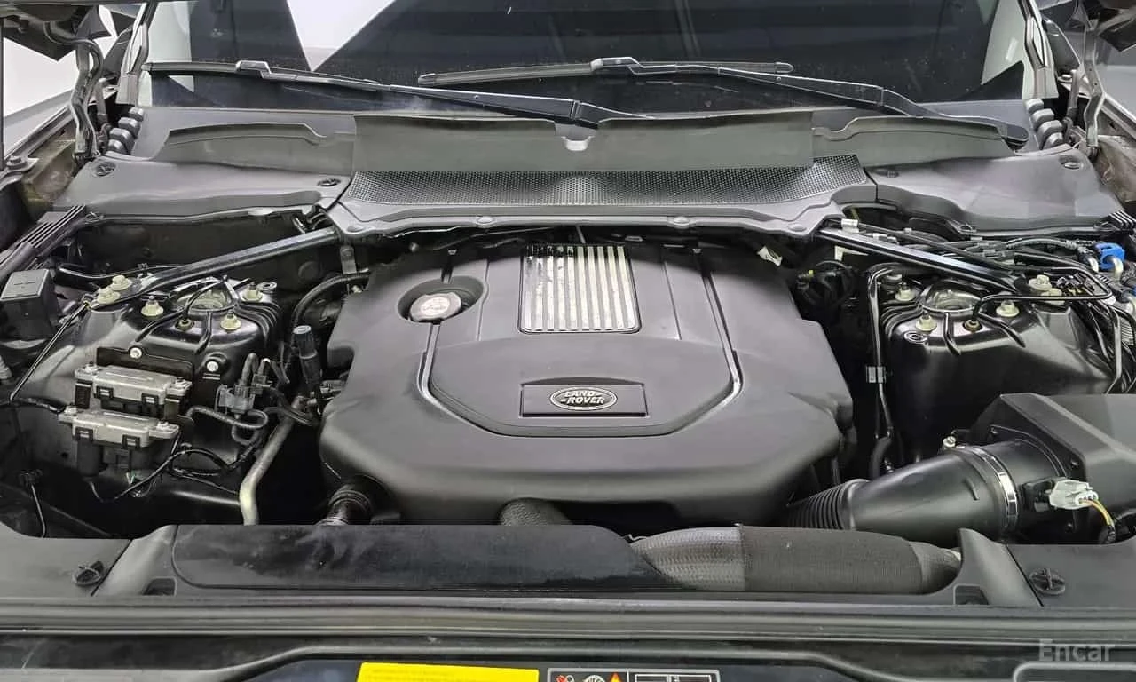 Land Rover Discovery * 3.0 TD6 HSE Luxury * , снимка 17 - Автомобили и джипове - 56238686