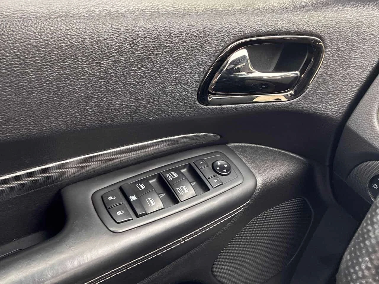 Dodge Durango / SRT / �� ���������������� / ���������� | Mobile.bg � ����������� 12