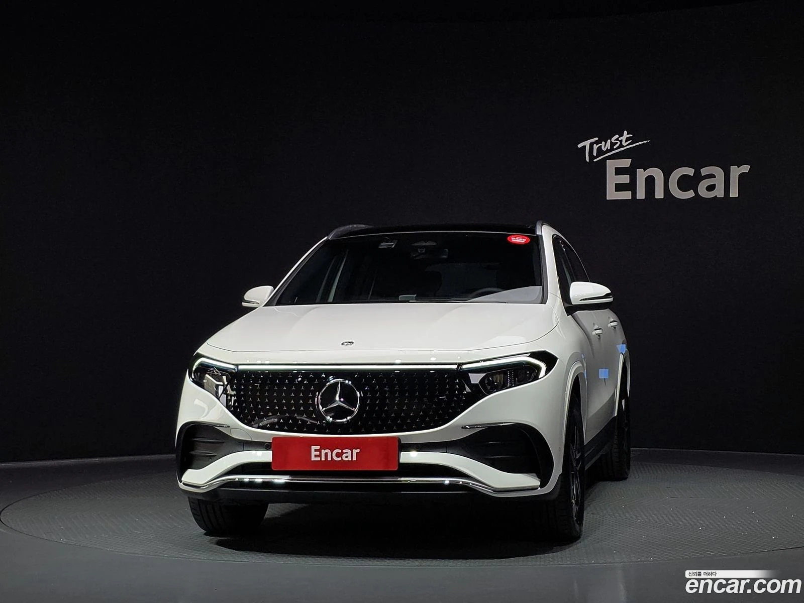 Mercedes-Benz EQA EQA250 AMG Line* КРАЙНА ЦЕНА ДО BG, снимка 3 - Автомобили и джипове - 56685045