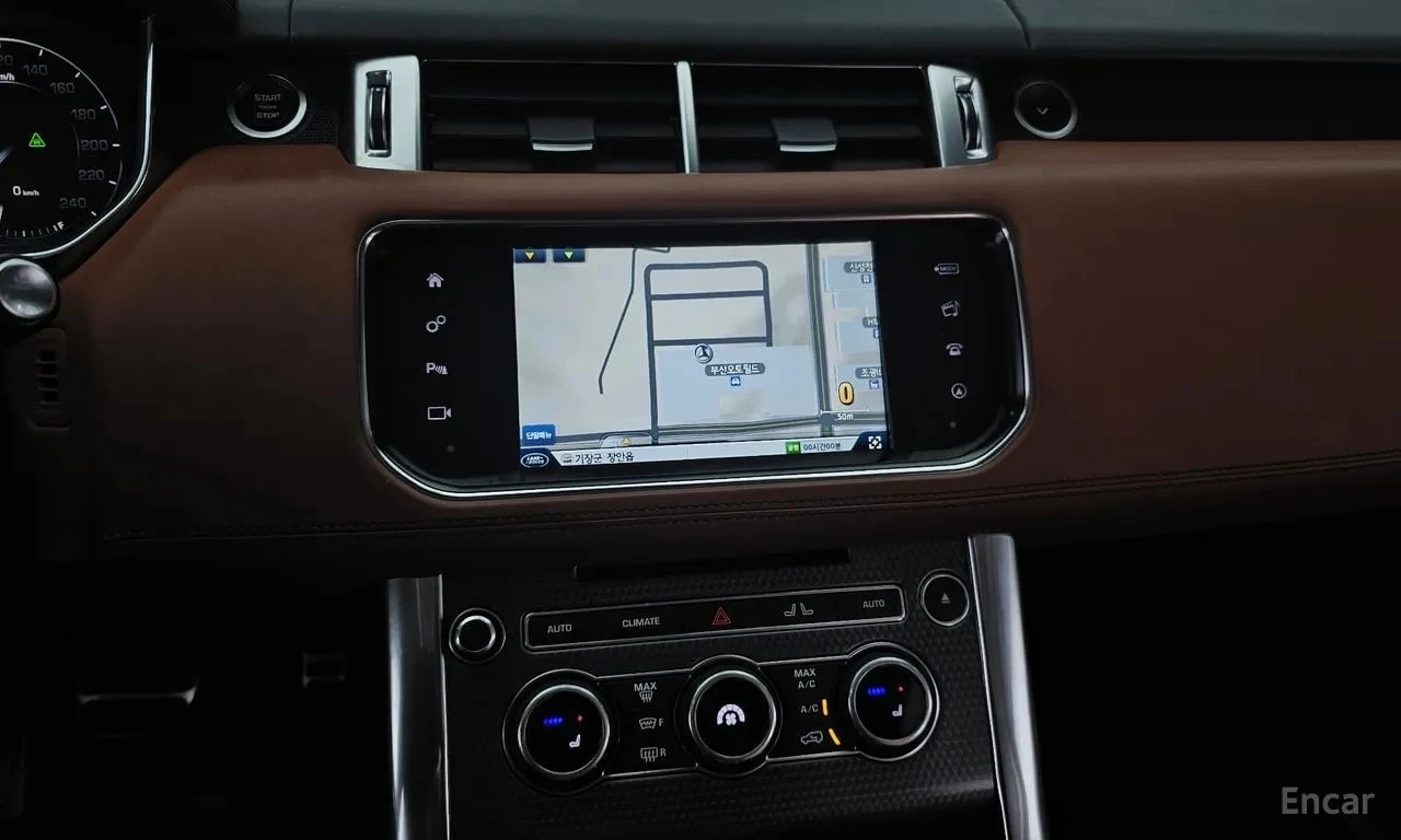 Land Rover Range Rover Sport * 3.0 SDV6 AB Dynamic * , снимка 14 - Автомобили и джипове - 56731398