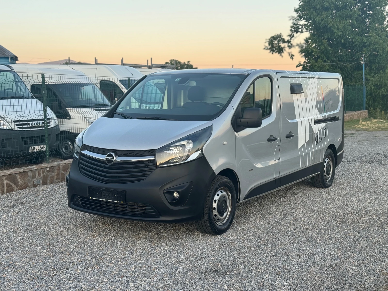 Opel Vivaro 1.6CDTI* КАТО НОВ* КЛИМА* Германия* Работилница* , снимка 1