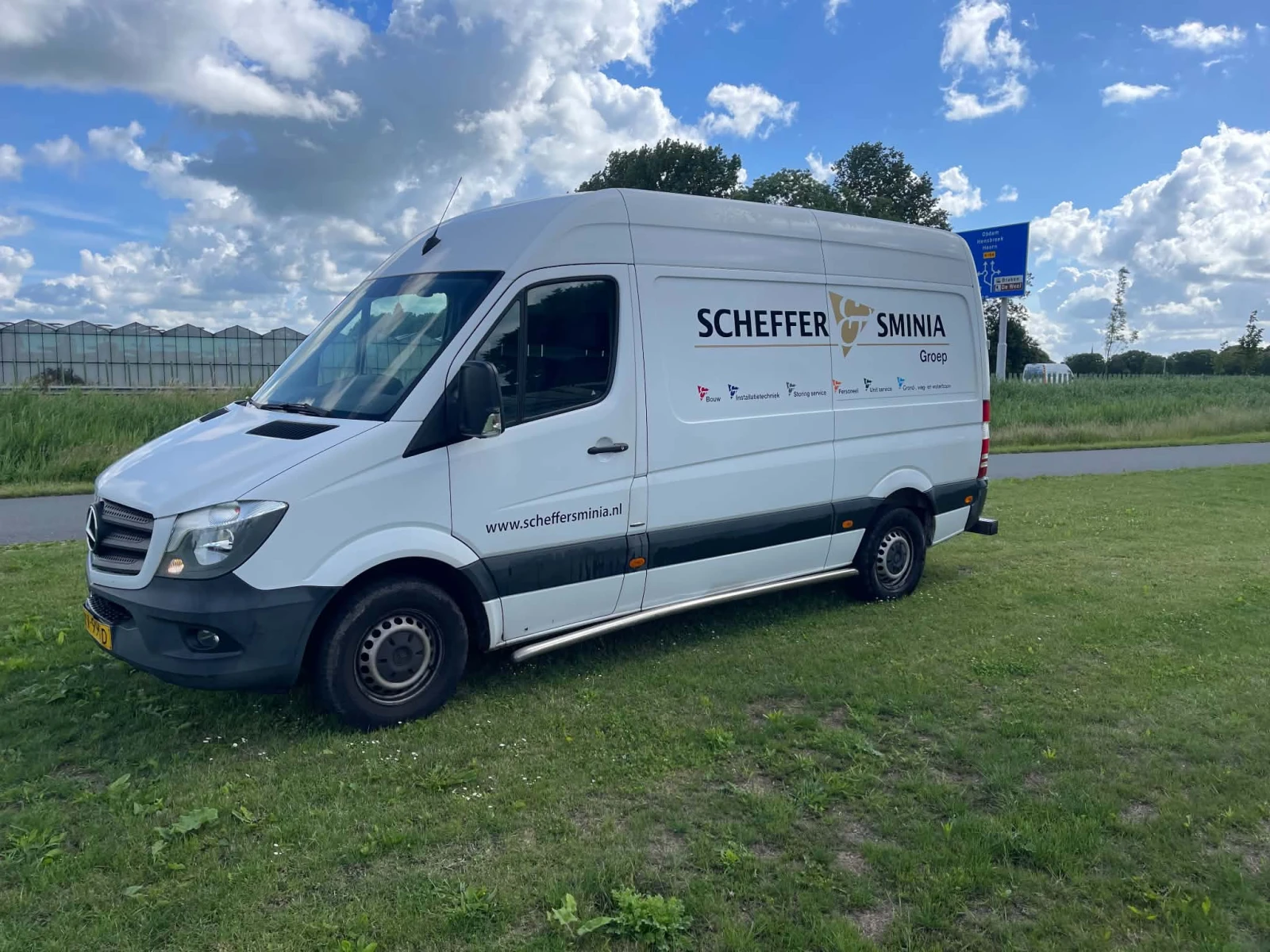 Mercedes-Benz Sprinter 213