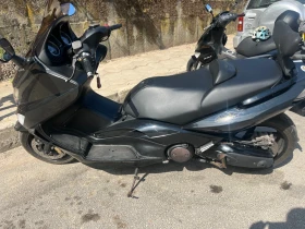     Yamaha T-max 