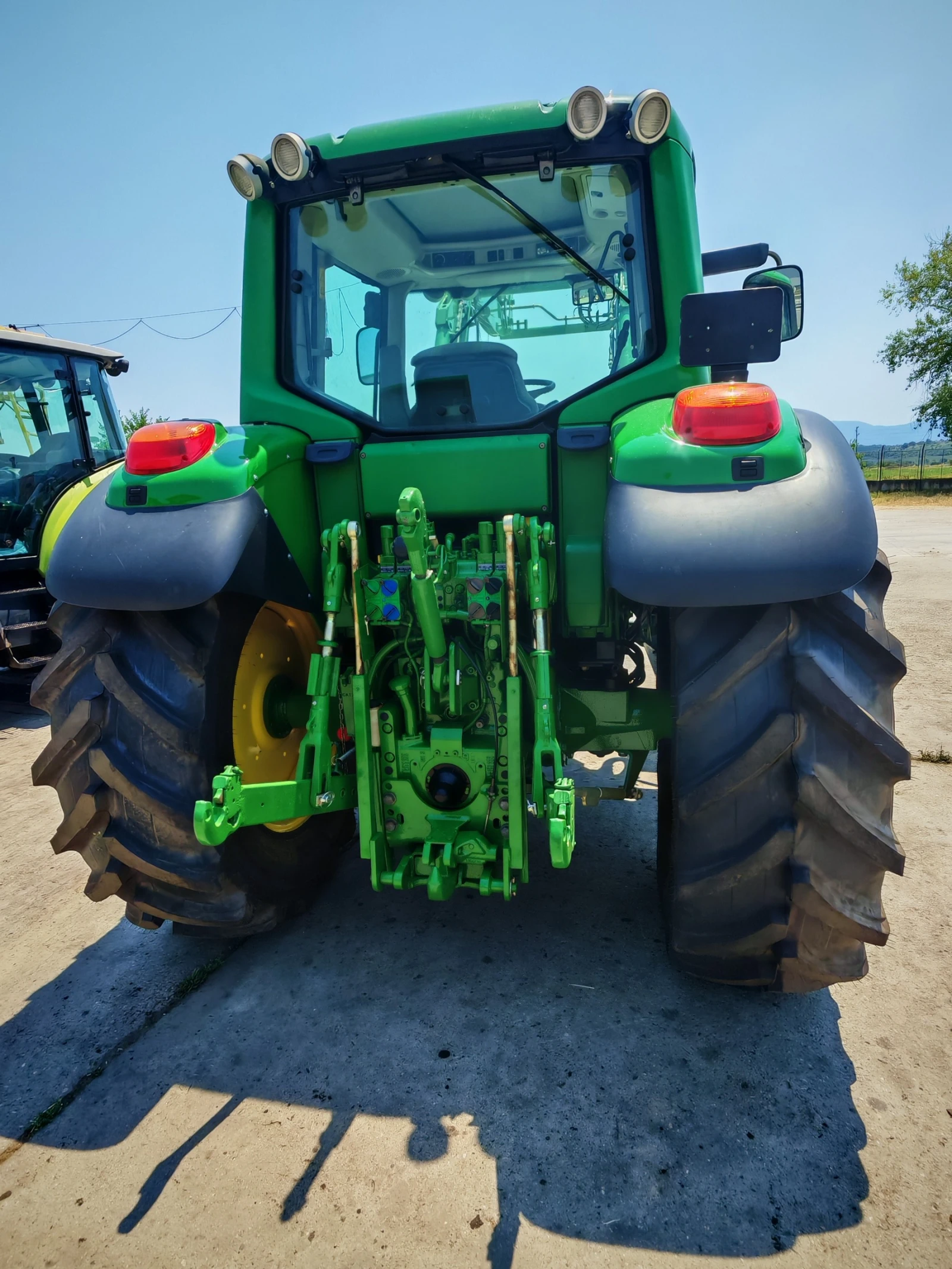 Трактор John Deere 6230 Premium лизинг с първоначална вноска 15% - изображение 4