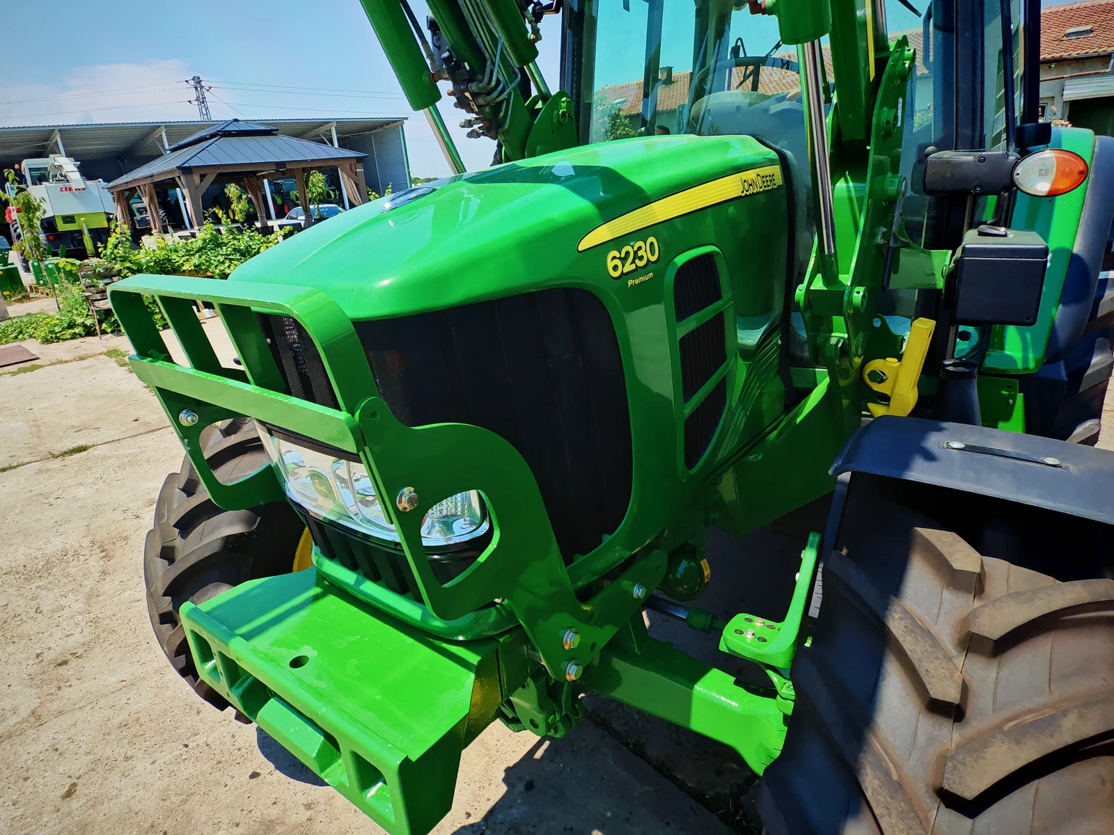 Трактор John Deere 6230 Premium лизинг с първоначална вноска 15% - изображение 9