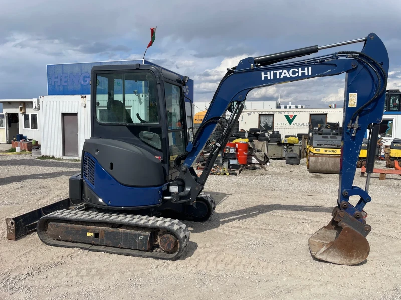 Багер Hitachi ZX38 U-3, снимка 6 - Индустриална техника - 49528395