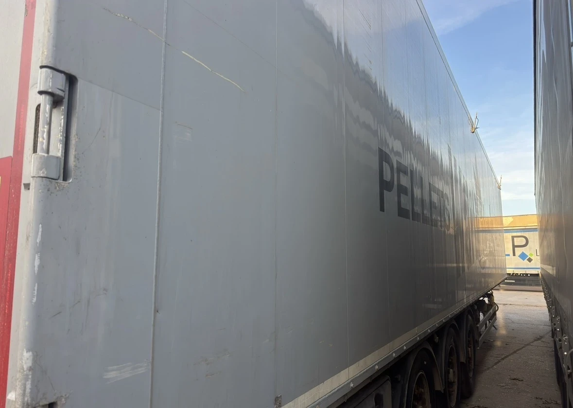 Полуремарке Schwarzmuller J-Serie, снимка 5 - Ремаркета - 53852643