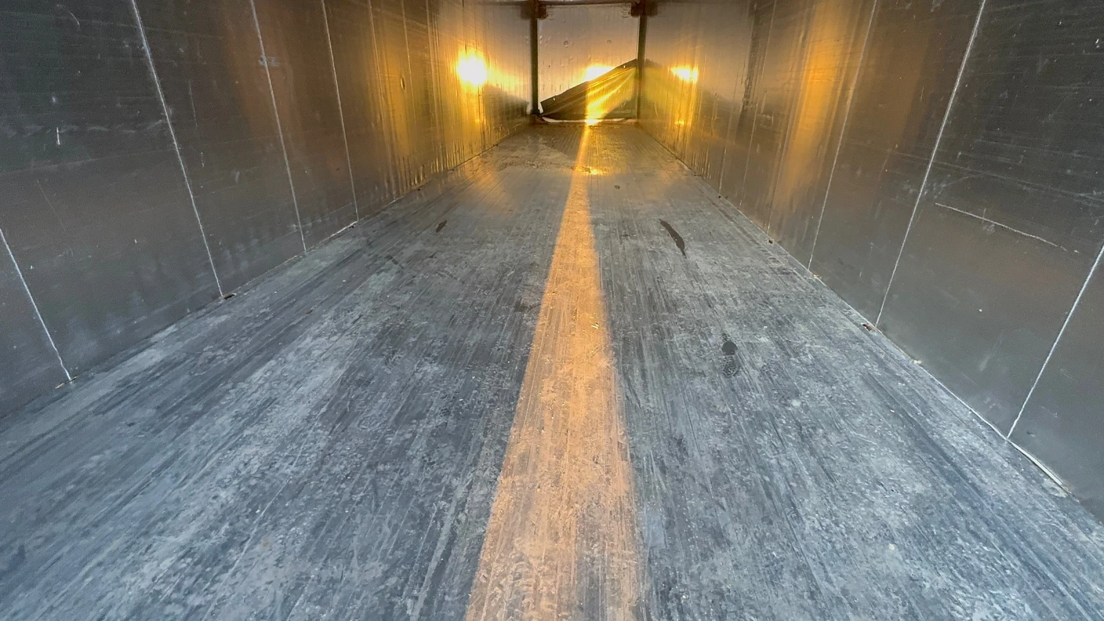 Полуремарке Schwarzmuller J-Serie, снимка 17 - Ремаркета - 53852643