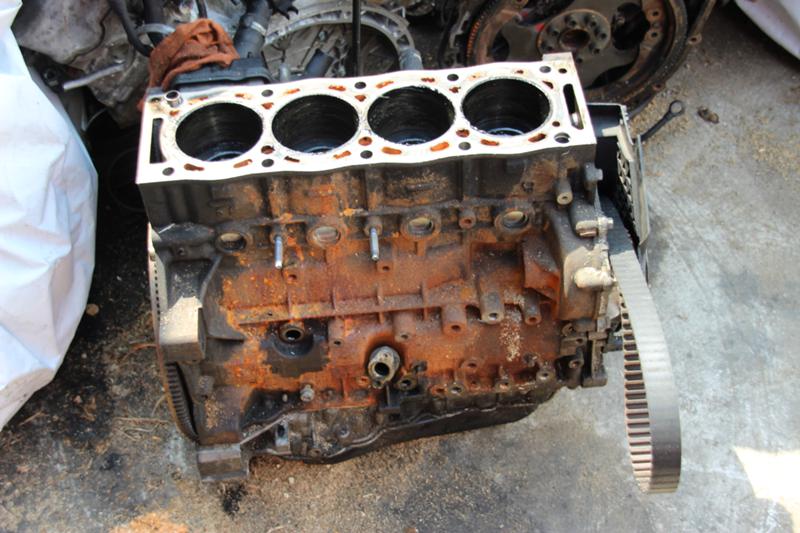 Двигател за Citroen C5, снимка 2 - Части - 43877843