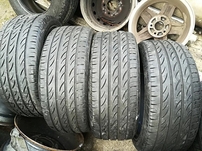 Гуми Летни 225/45R17, снимка 1 - Гуми и джанти - 23687577