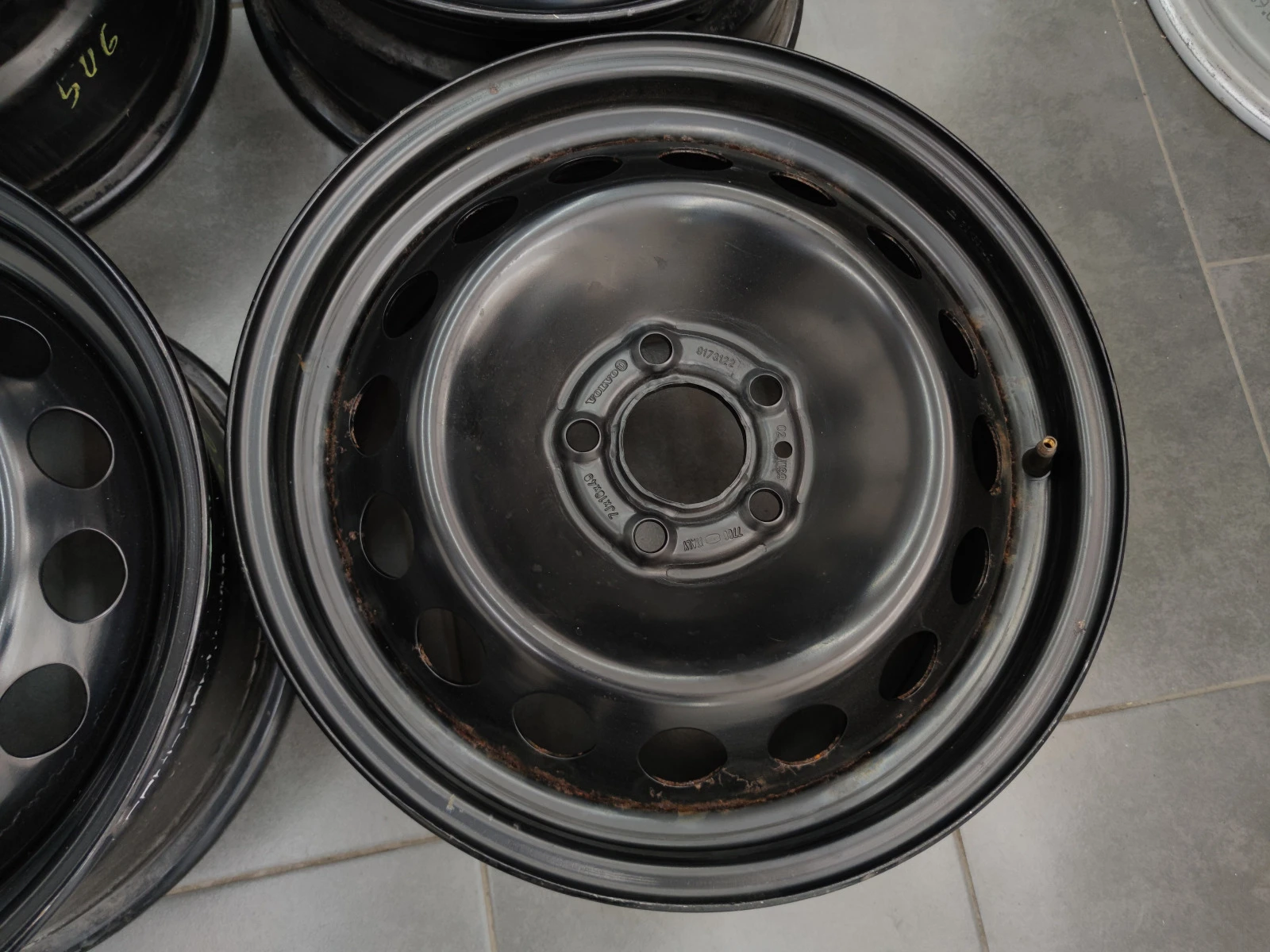   Volvo | Mobile.bg   6