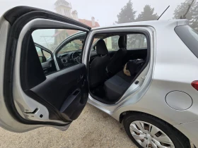 Toyota Yaris 1.3 AVTOMAT, снимка 9