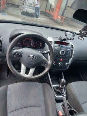 Kia Ceed, снимка 10