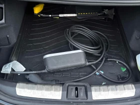 Porsche Taycan * 4S * CARFAX * ОПЦИЯ ЗА ФИНАНСИРАНЕ, снимка 11