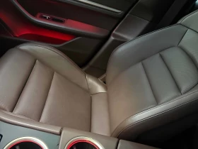 Porsche Taycan * 4S * CARFAX * ОПЦИЯ ЗА ФИНАНСИРАНЕ, снимка 16