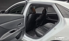 Hyundai Elantra 1.6 Smart, снимка 11