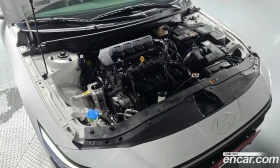 Hyundai Elantra 1.6 Smart, снимка 6