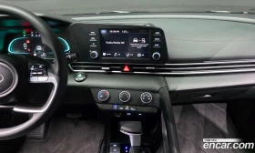 Hyundai Elantra 1.6 Smart, снимка 15