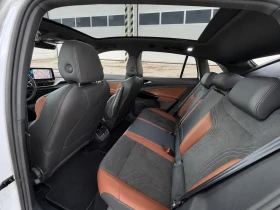 VW ID.4 Pro   77 kWh   SOH 91, 2%   Панорама   Кожа  , снимка 11