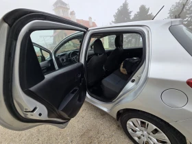 Toyota Yaris 1.3 AVTOMAT, снимка 8