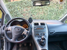 Toyota Auris - 4350 € / 8507.86 лв. - 54940571 12