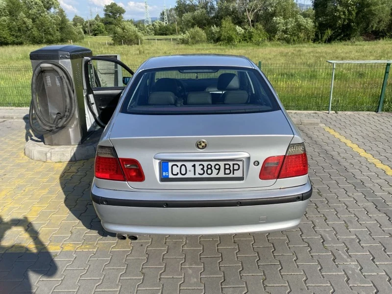 BMW 330 XI, снимка 5 - Автомобили и джипове - 49541290