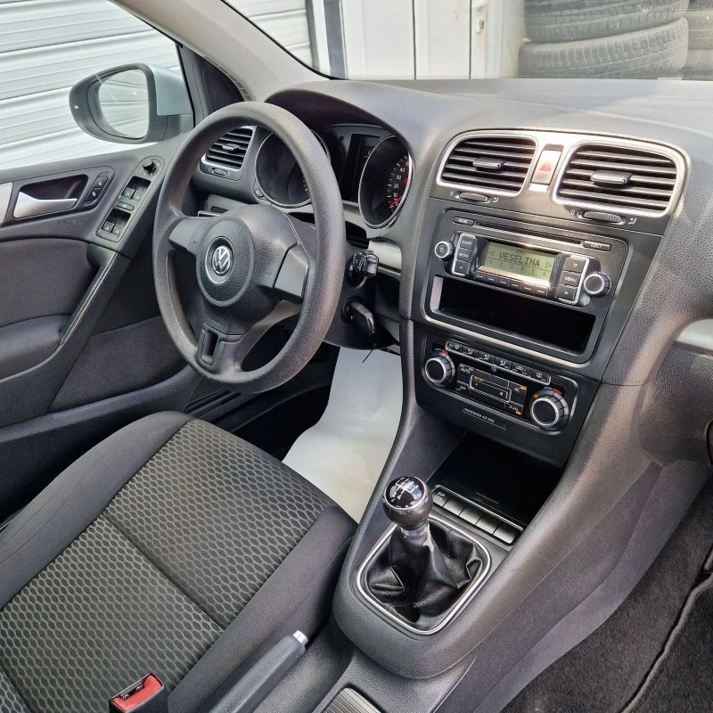 VW Golf 2.0TDI 110к.с, снимка 12 - Автомобили и джипове - 46668657