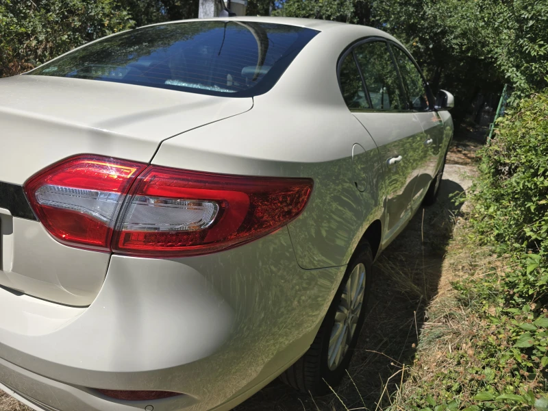 Renault Fluence, снимка 5 - Автомобили и джипове - 47004837