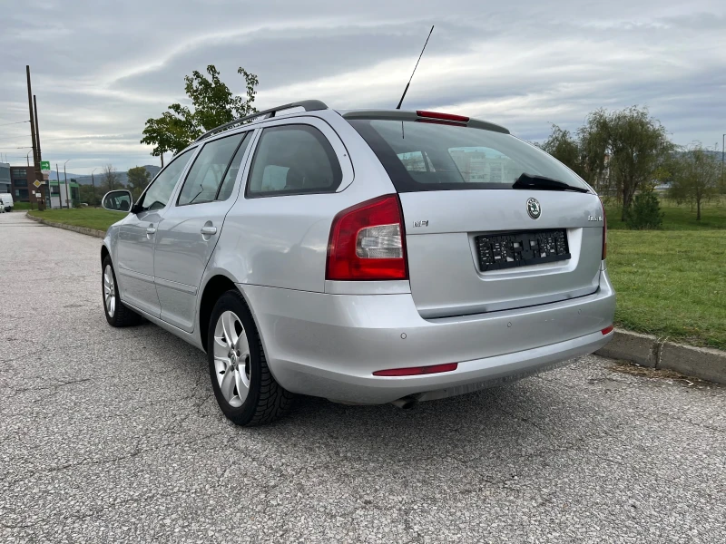 Skoda Octavia 1.6 Бензин/Гас LPG , снимка 3 - Автомобили и джипове - 47520180