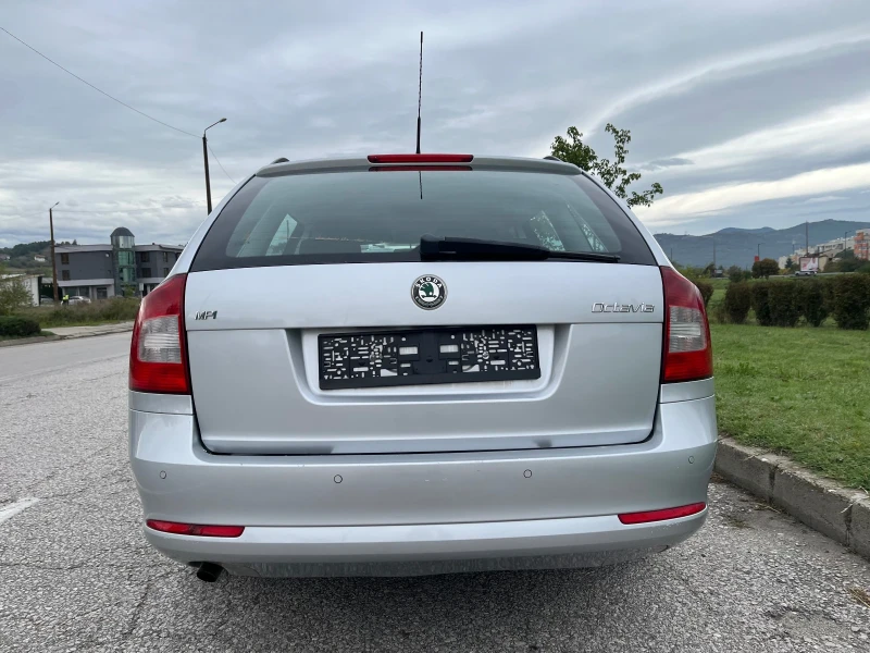 Skoda Octavia 1.6 Бензин/Гас LPG , снимка 4 - Автомобили и джипове - 47520180