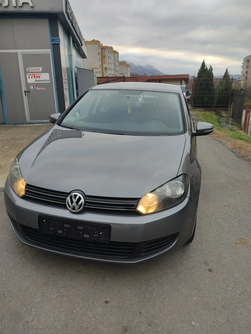 VW Golf 1.6Tdi, снимка 1 - Автомобили и джипове - 47994294