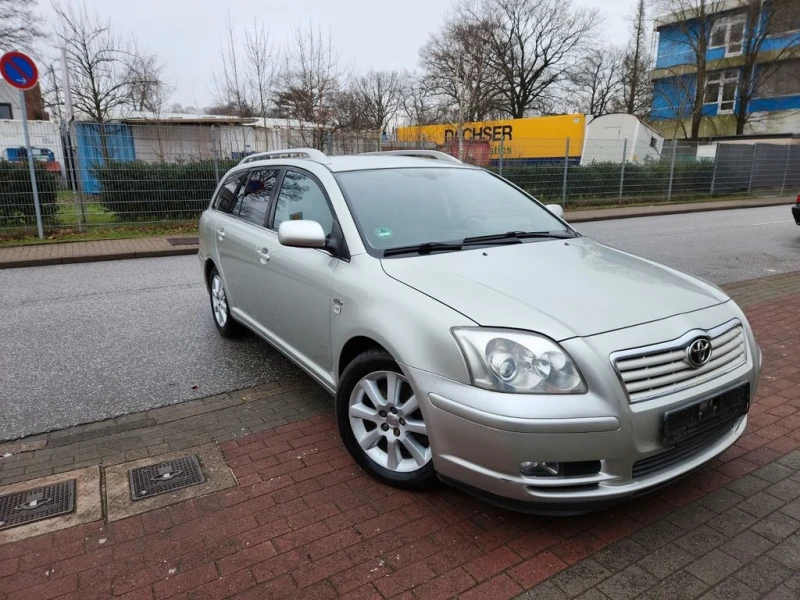 Toyota Avensis, снимка 5 - Автомобили и джипове - 48008158