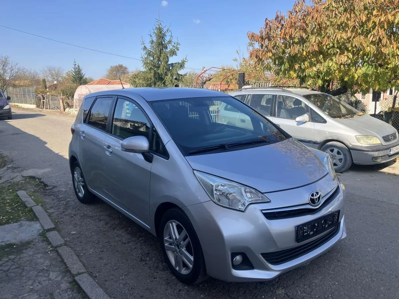 Toyota Verso S 1.33 100кс , снимка 2 - Автомобили и джипове - 48176460