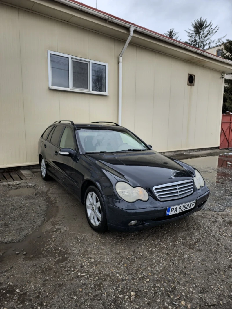 Mercedes-Benz C 200, снимка 2 - Автомобили и джипове - 49181442