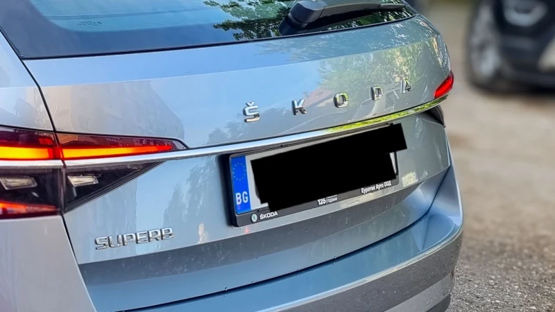 Skoda Superb, снимка 5 - Автомобили и джипове - 52361989