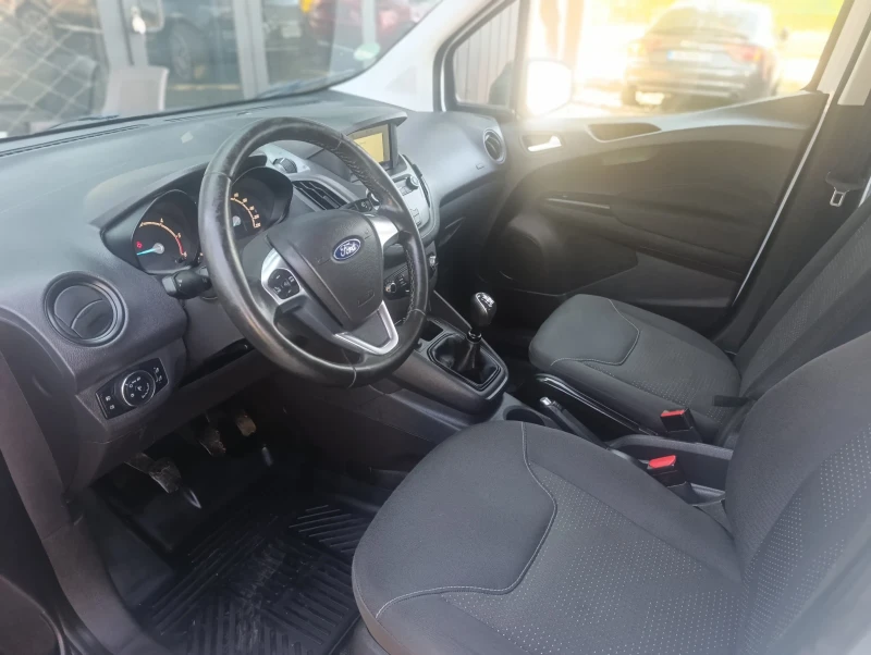 Ford Courier 1.5 diesel Данъчен кредит!!!, снимка 9 - Автомобили и джипове - 51623692