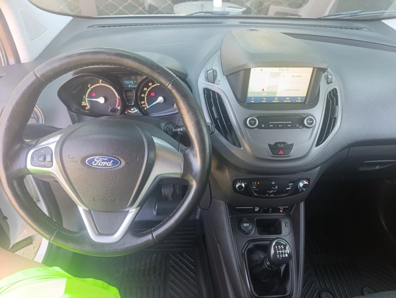 Ford Courier 1.5 diesel Данъчен кредит!!!, снимка 8 - Автомобили и джипове - 51623692