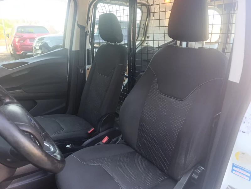 Ford Courier 1.5 diesel Данъчен кредит!!!, снимка 10 - Автомобили и джипове - 51623692