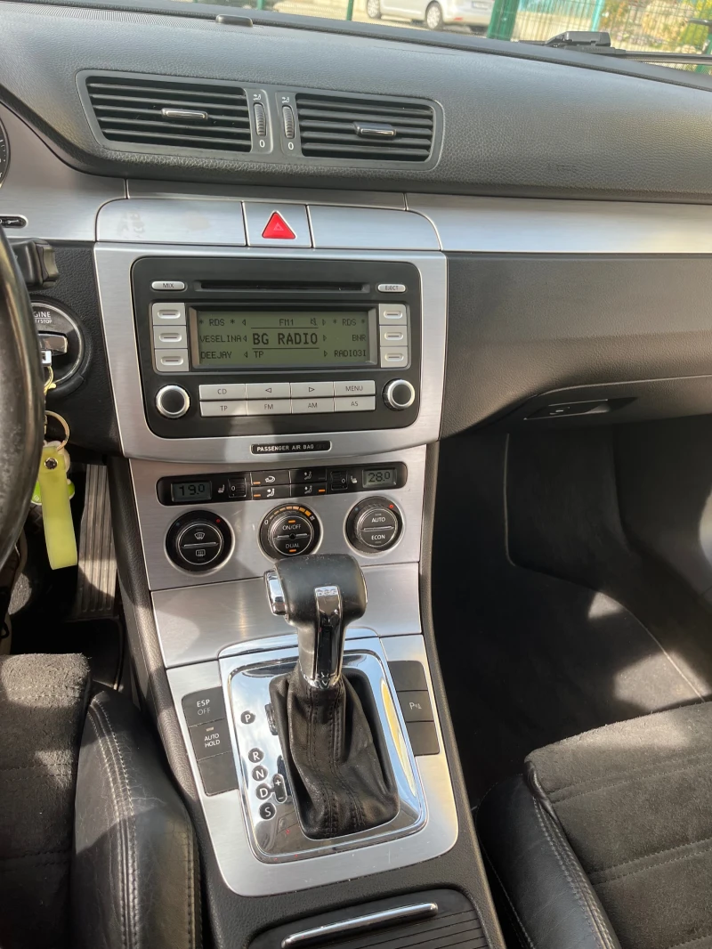 VW Passat B6, снимка 6 - Автомобили и джипове - 52133370