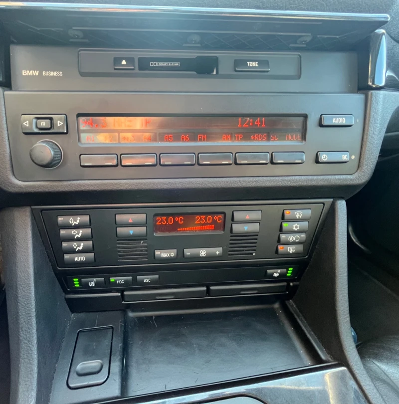 BMW 530 ia, снимка 9 - Автомобили и джипове - 52433441