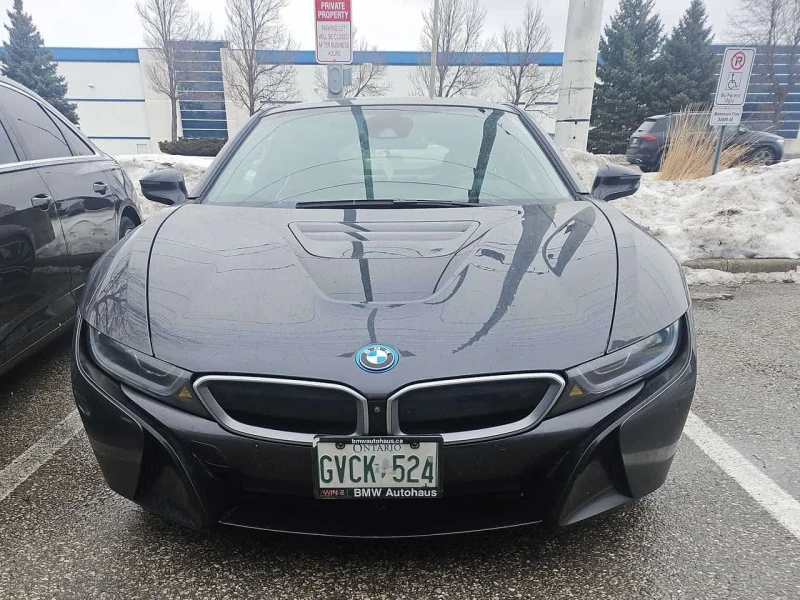 BMW i8 Coupe  CARFAX, снимка 6 - Автомобили и джипове - 53579567