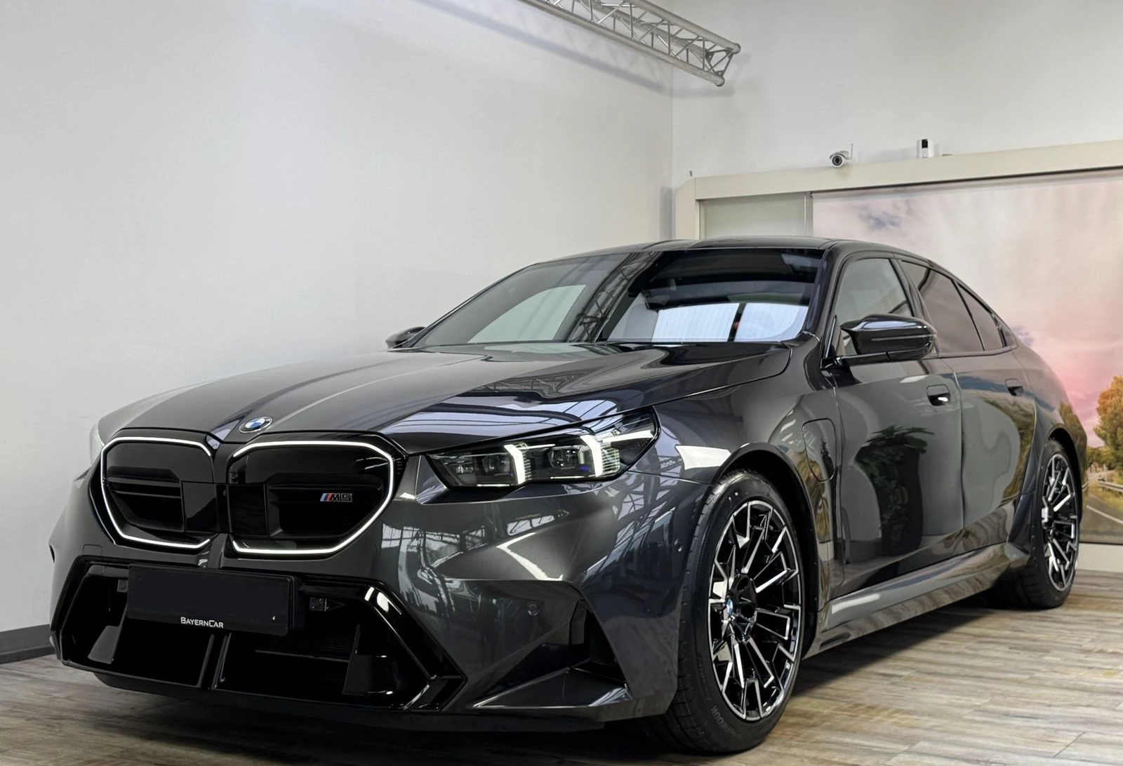 BMW M5, снимка 1
