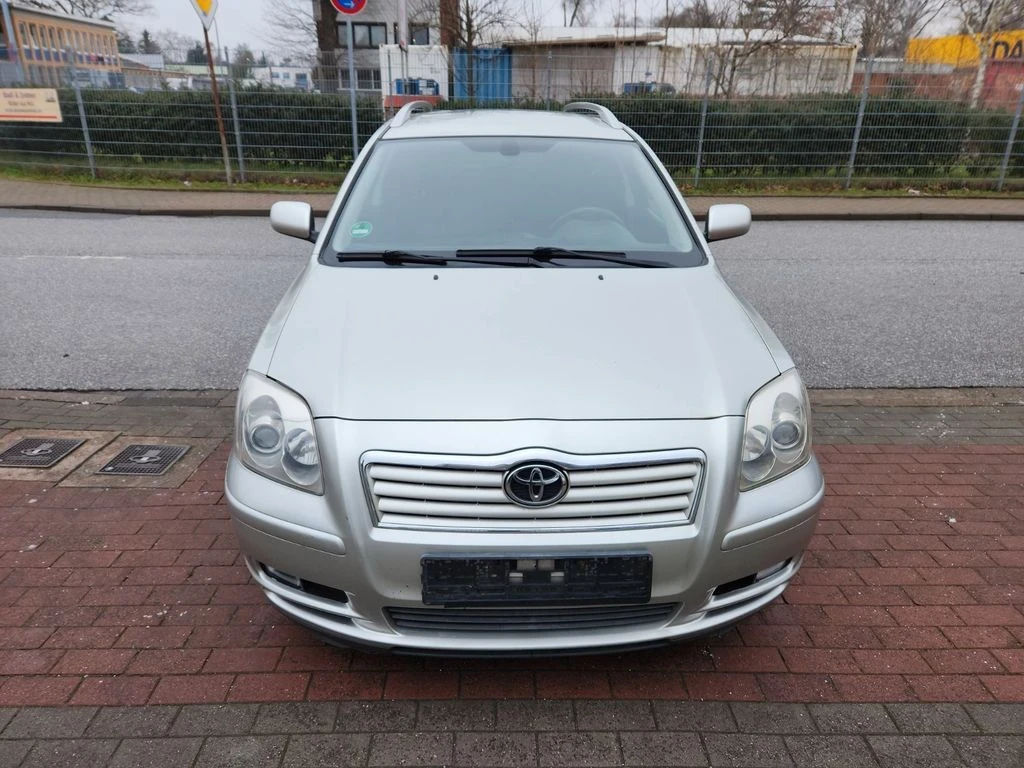 Toyota Avensis  - изображение 6