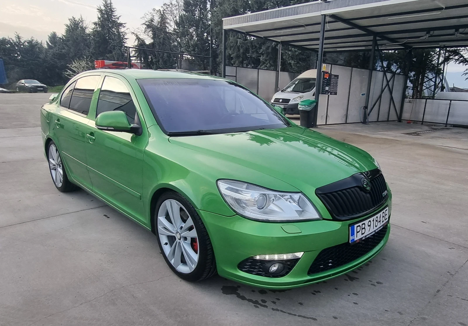 Skoda Octavia 2.0T vRS - изображение 2