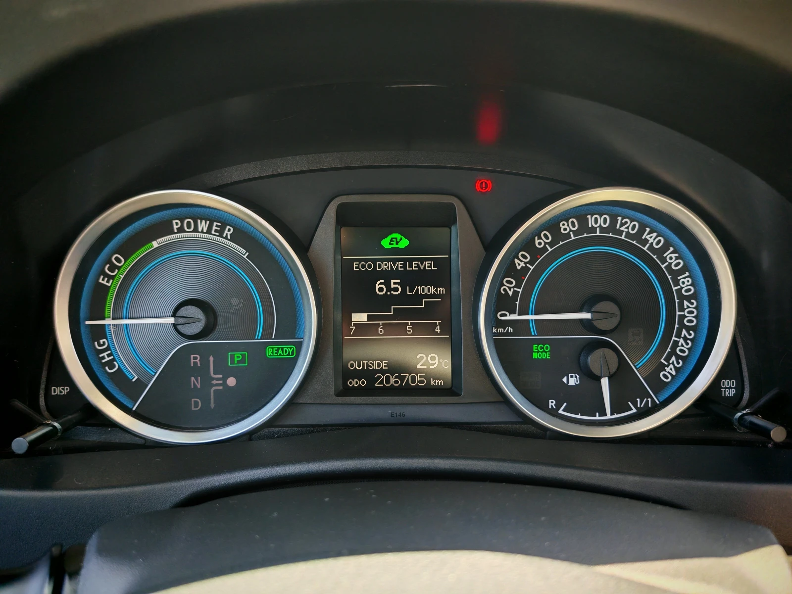 Toyota Auris Hybrid НОВА БАТЕРИЯ - изображение 9
