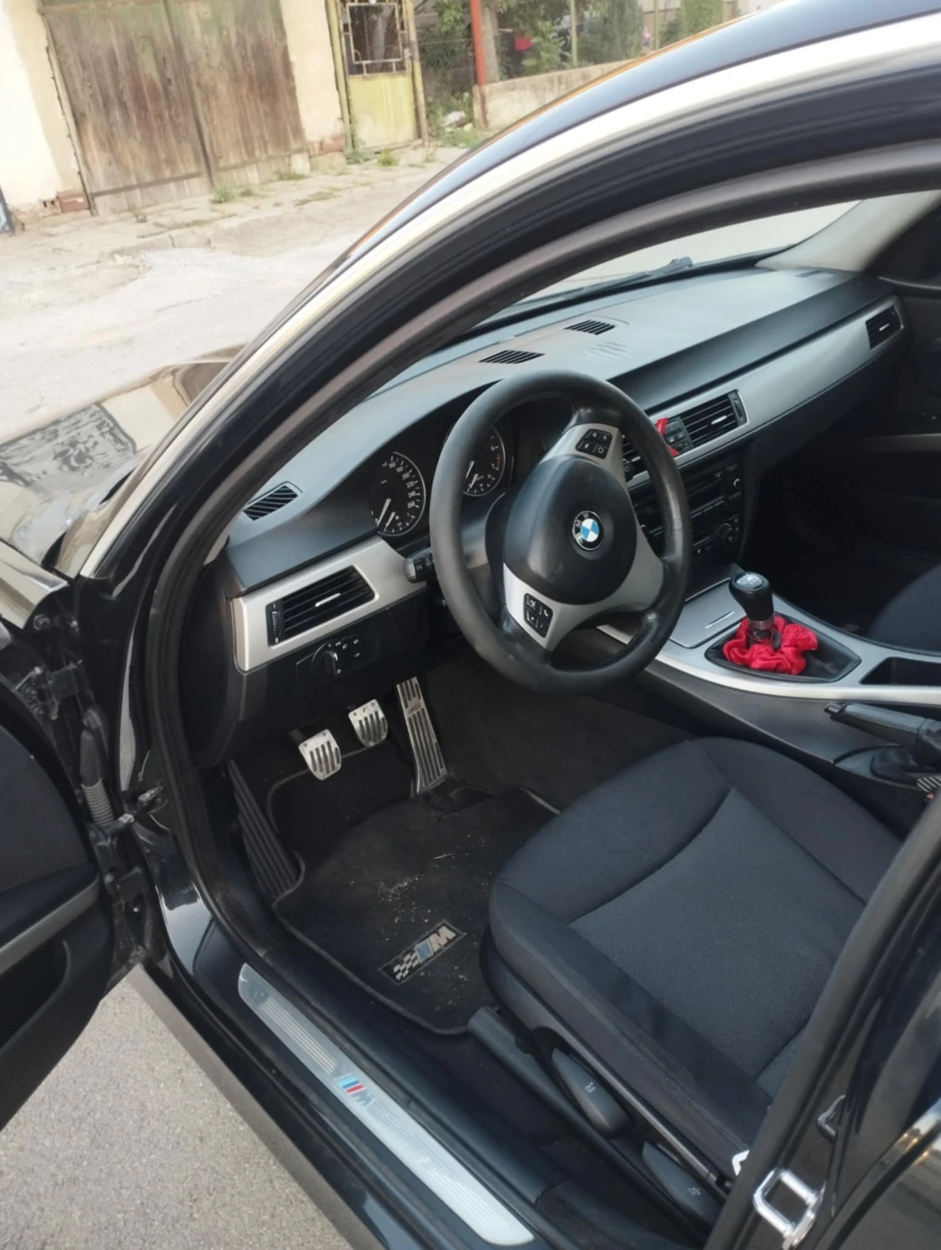 BMW 320 2.0 - изображение 3