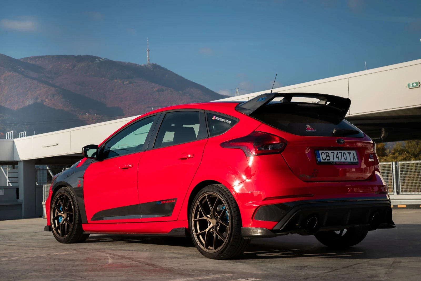 Ford Focus RS Red Edition (1 of 500) - изображение 9